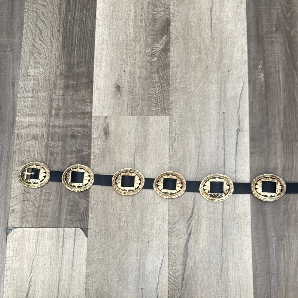 Gold and Black Circle Buckle Belt